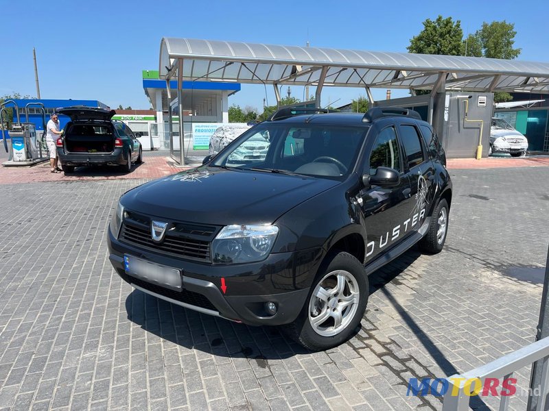 2013' Dacia Duster photo #2