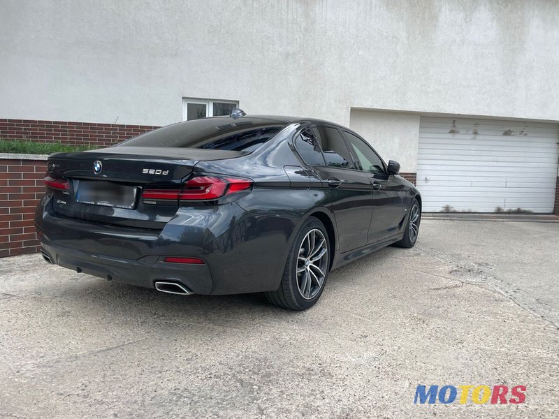 2020' BMW 5 Series photo #2