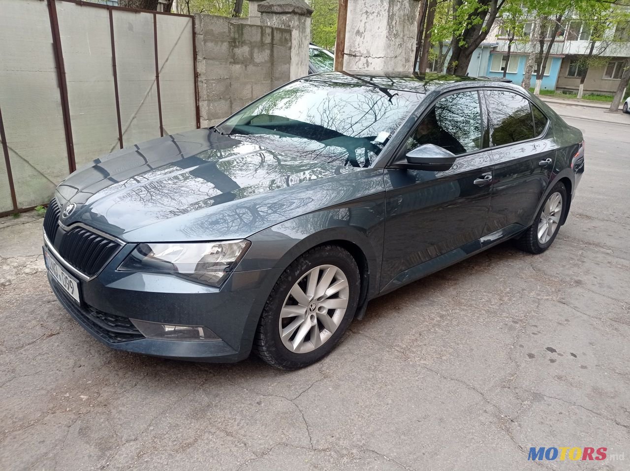 2015' Skoda Superb photo #2