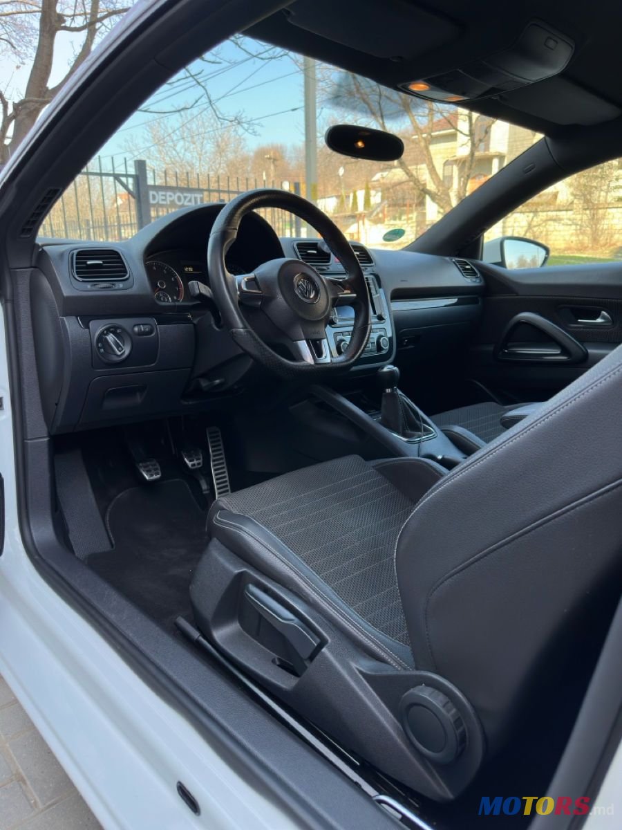 2010' Volkswagen Scirocco photo #6