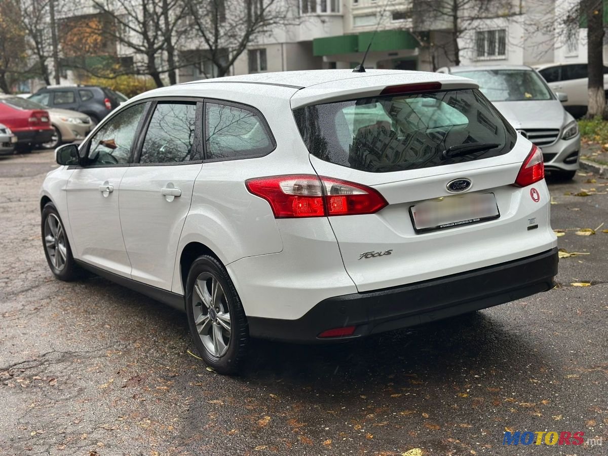 2013' Ford Focus photo #6