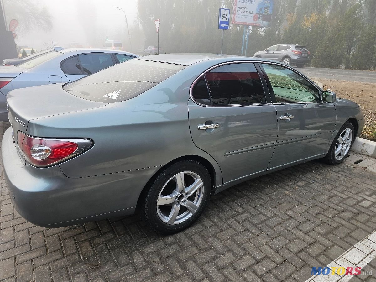 2002' Lexus Es Series photo #6