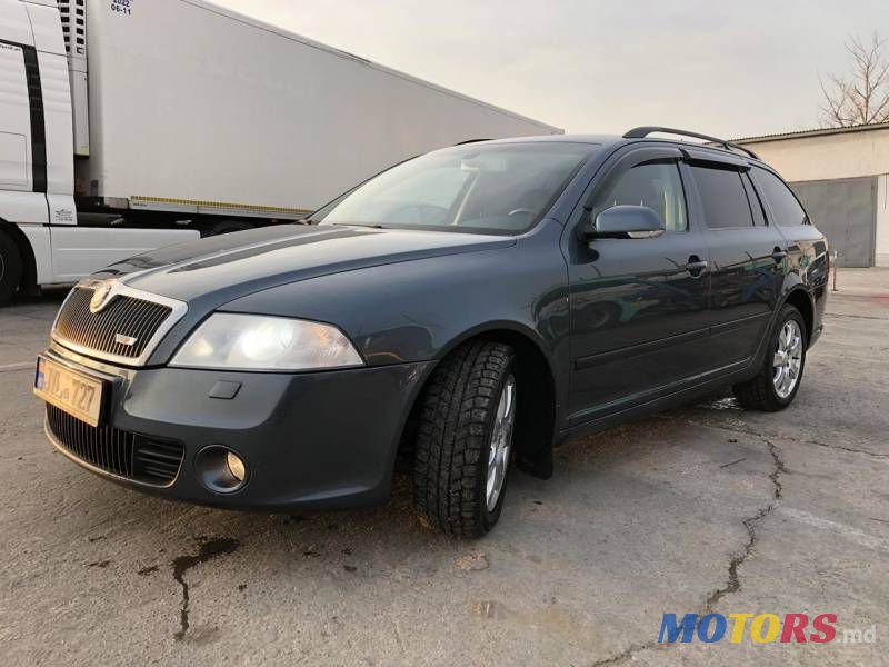 2005' Skoda Octavia photo #1