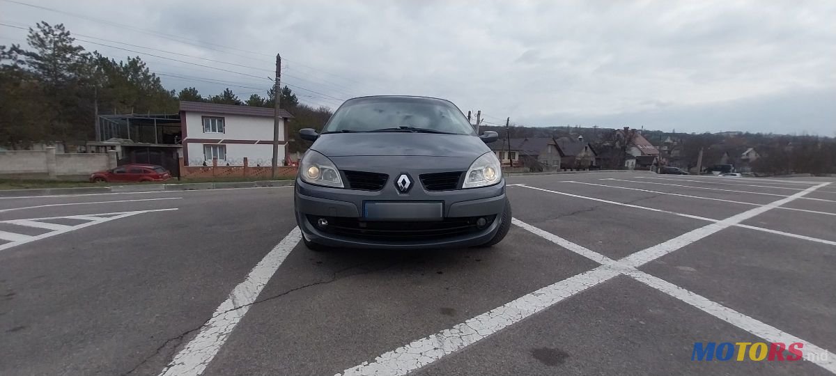 2007' Renault Grand Scenic photo #4