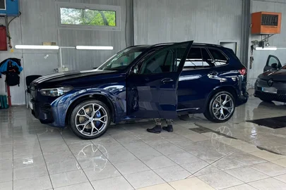 2022' BMW X5