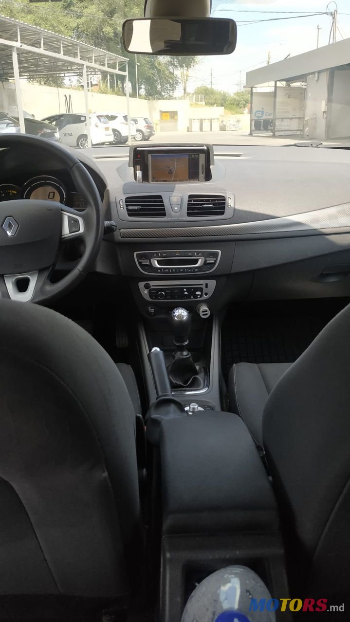 2012' Renault Megane photo #4