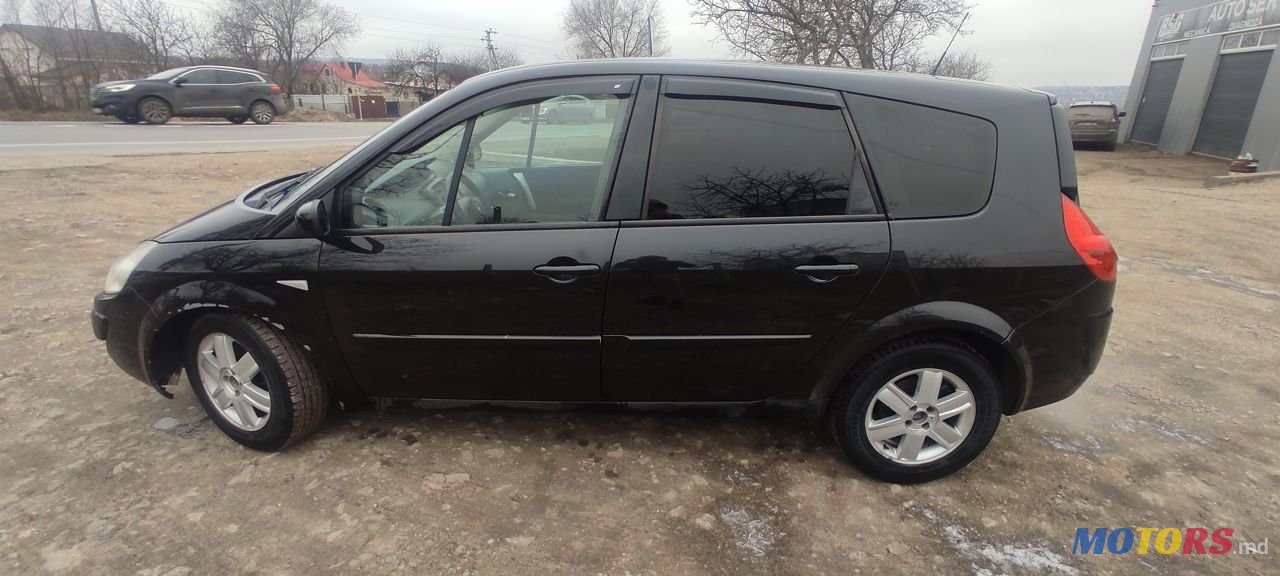 2007' Renault Grand Scenic photo #3
