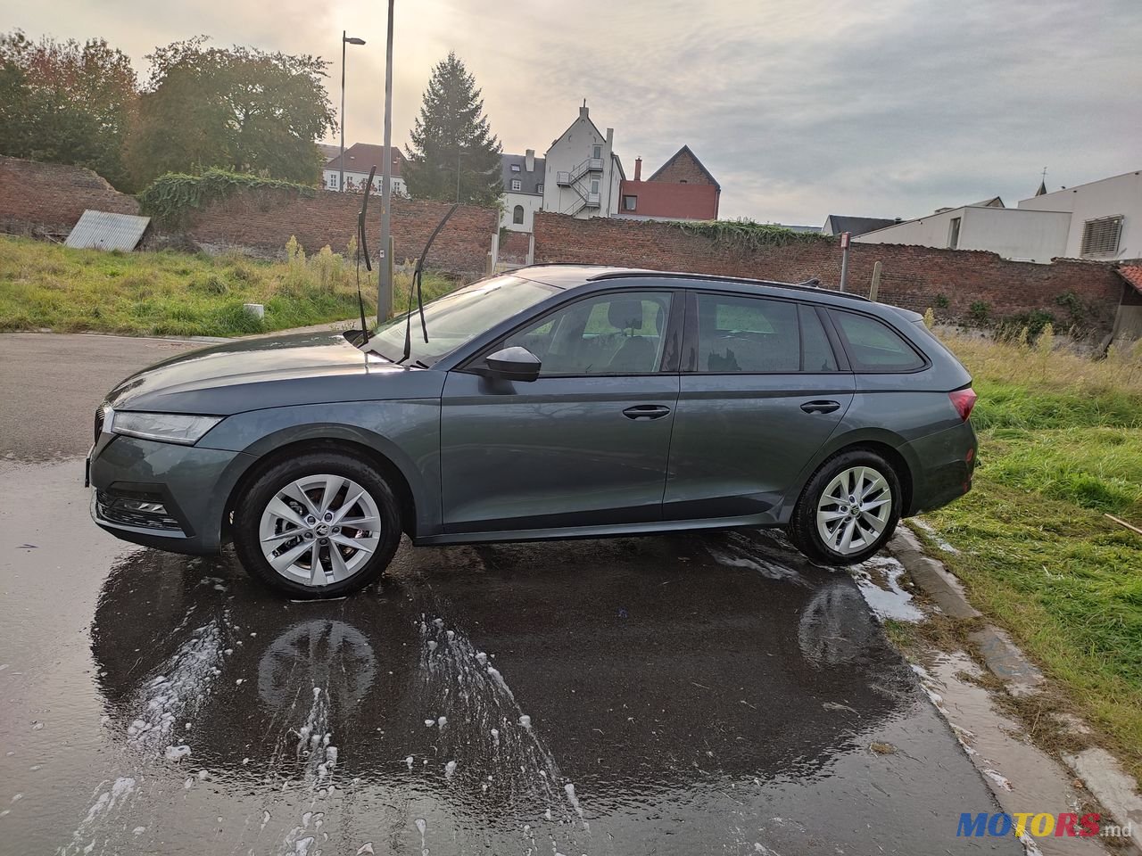2020' Skoda Octavia photo #2