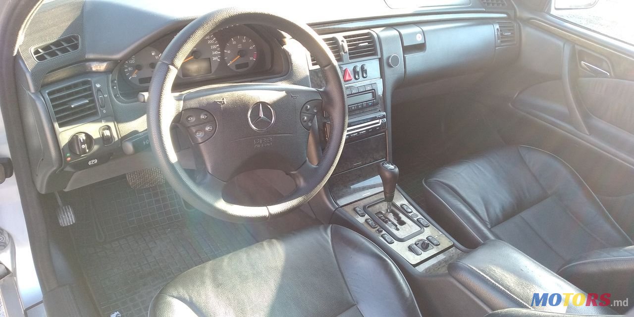 2001' Mercedes-Benz E Класс photo #1