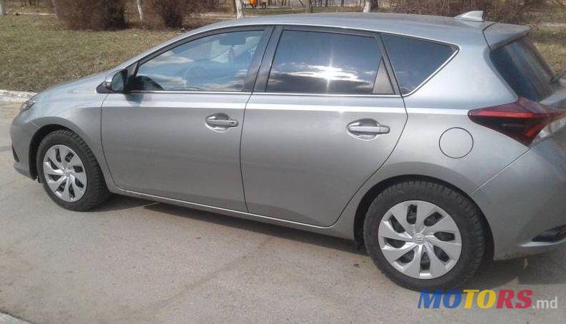 2015' Toyota Auris photo #1