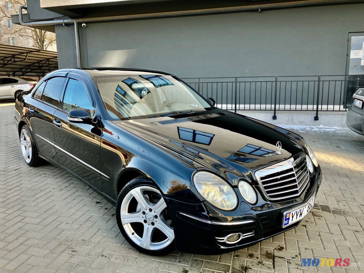 2004' Mercedes-Benz E Класс photo #3