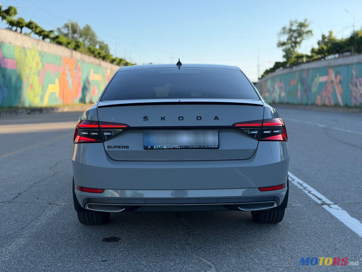 2023' Skoda Superb photo #4