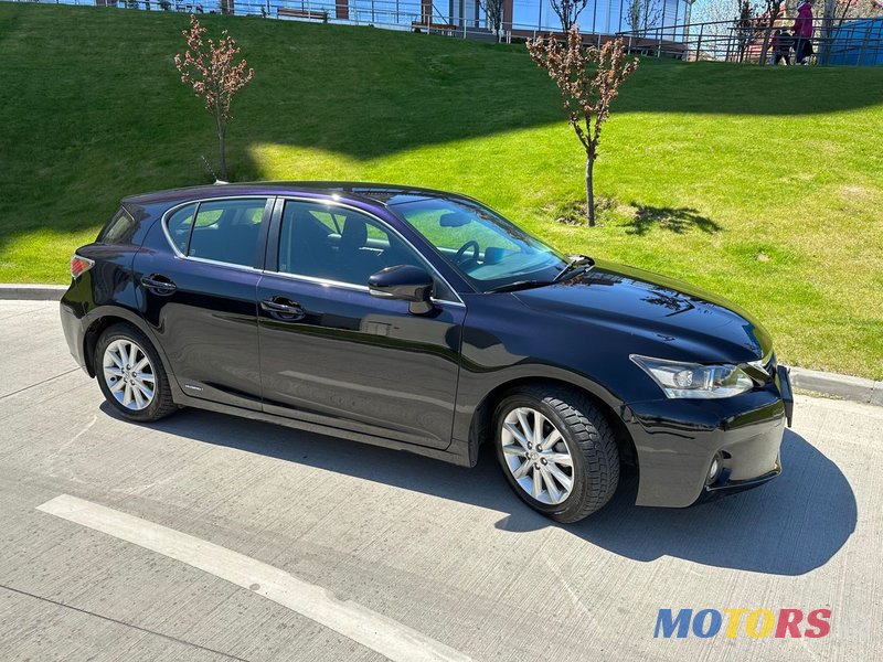 2011' Lexus Ct Series photo #4