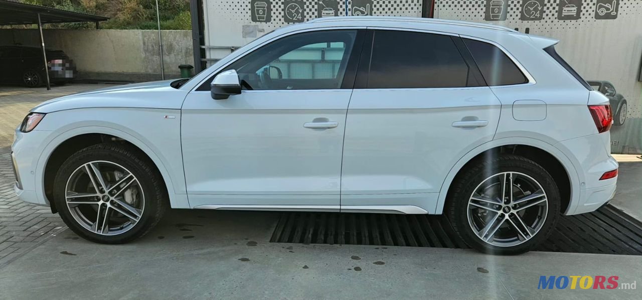 2020' Audi Q5 photo #3