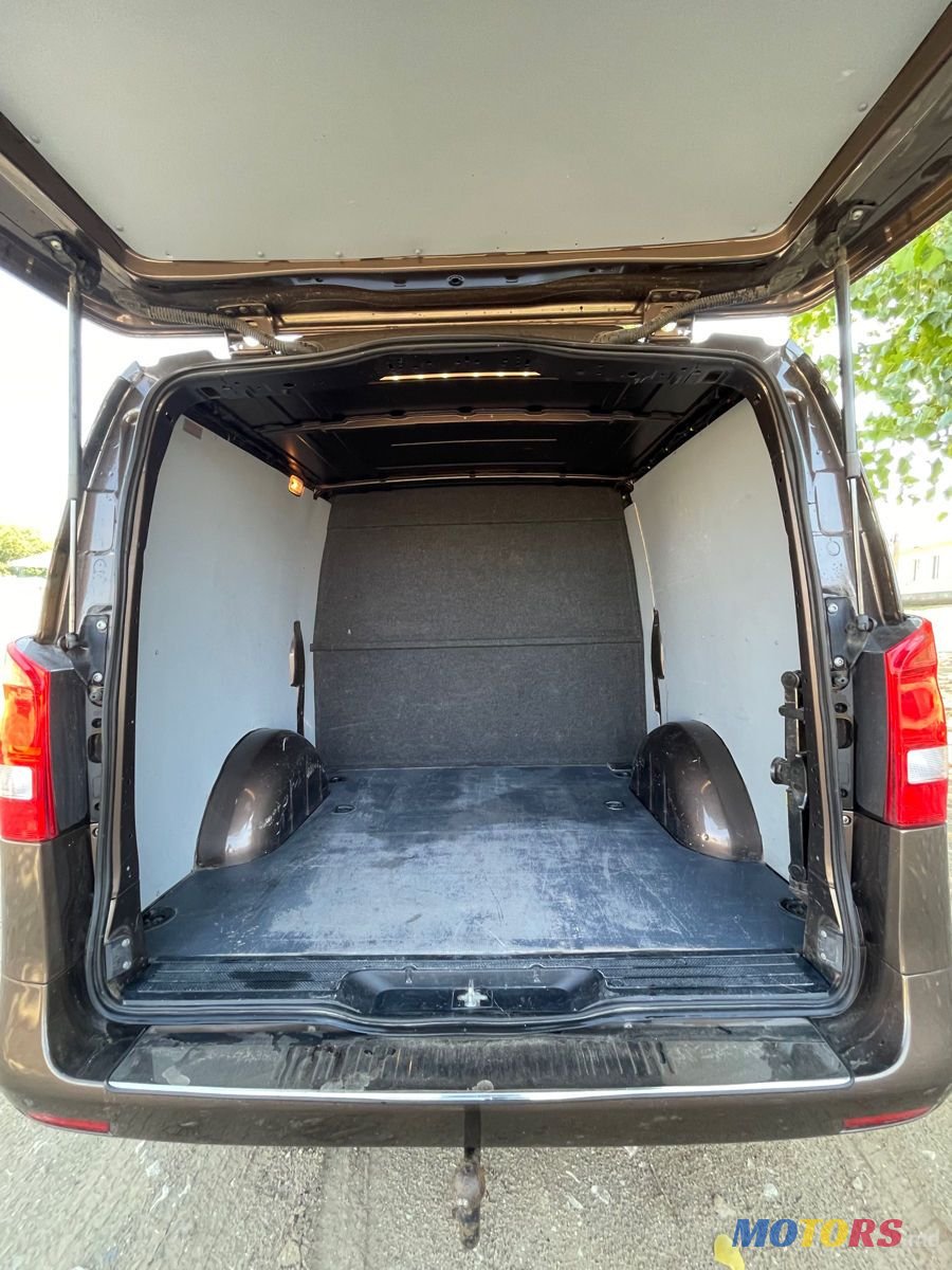 2015' Mercedes-Benz Vito photo #5