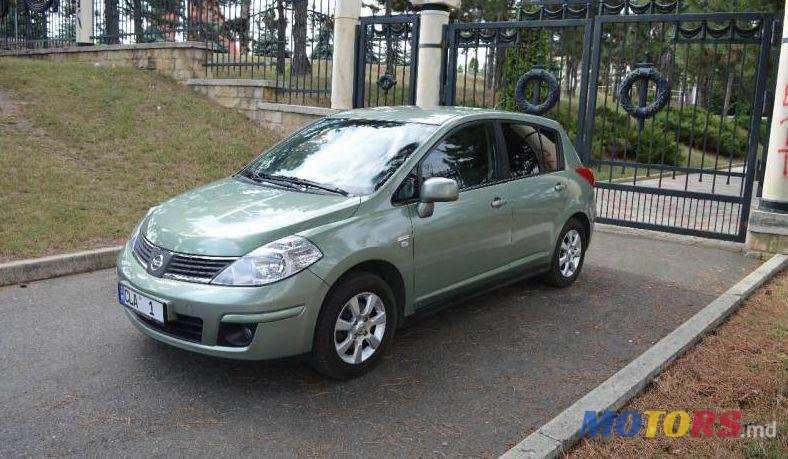 2008' Nissan Tiida photo #2