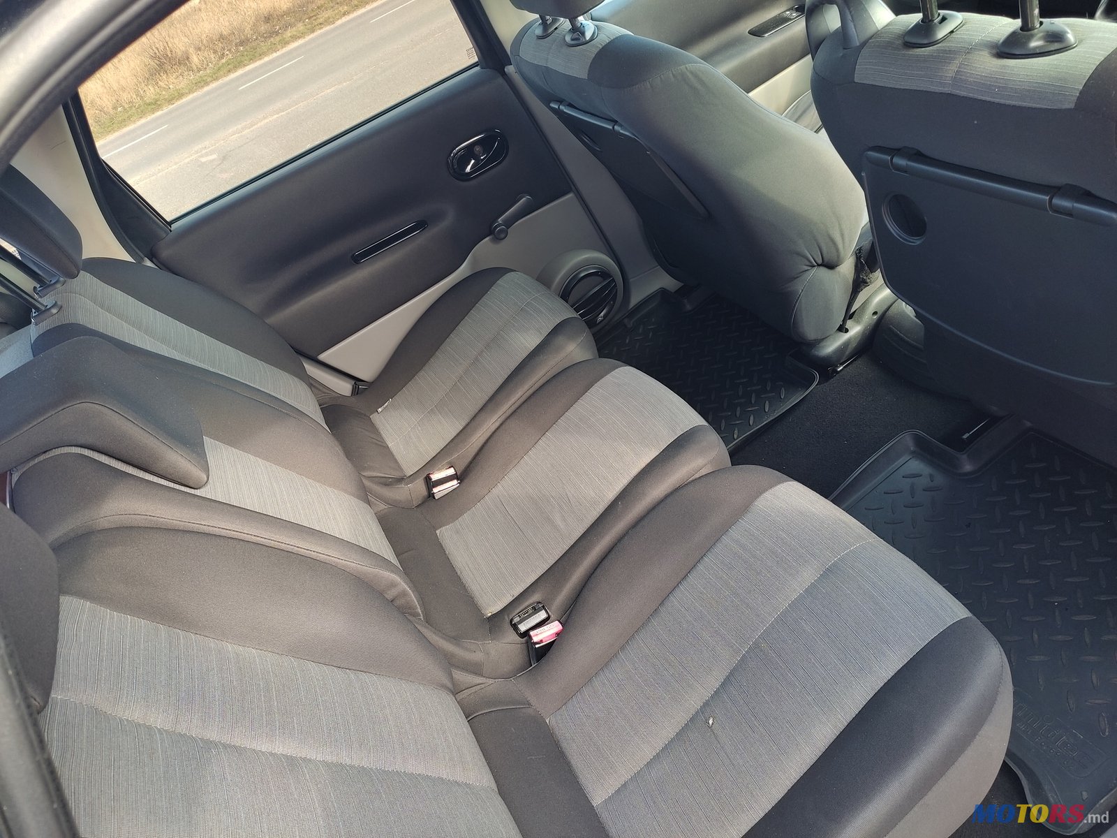 2006' Renault Scenic photo #6