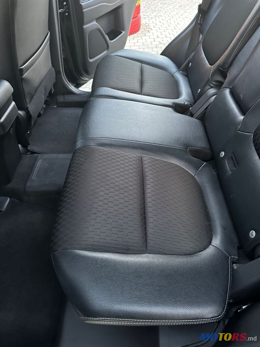 2014' Mitsubishi Outlander photo #5