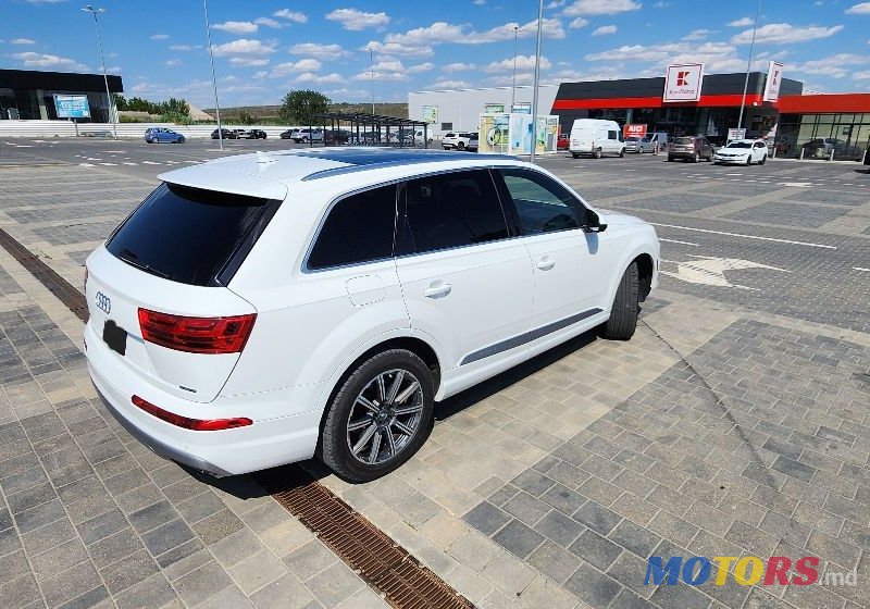 2017' Audi Q7 photo #3