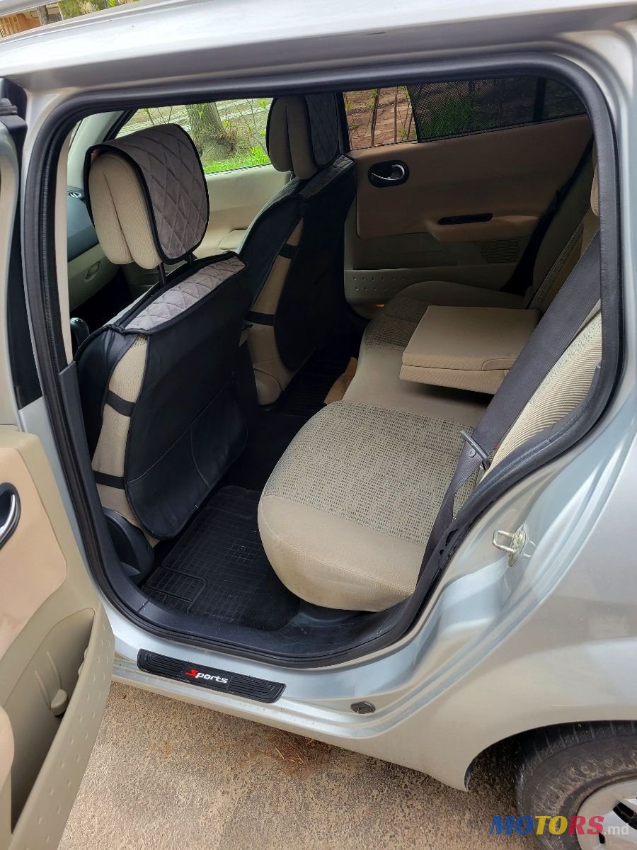 2006' Renault Megane photo #5