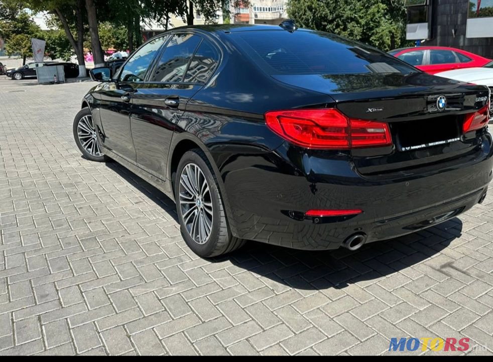2018' BMW 5 Series photo #2