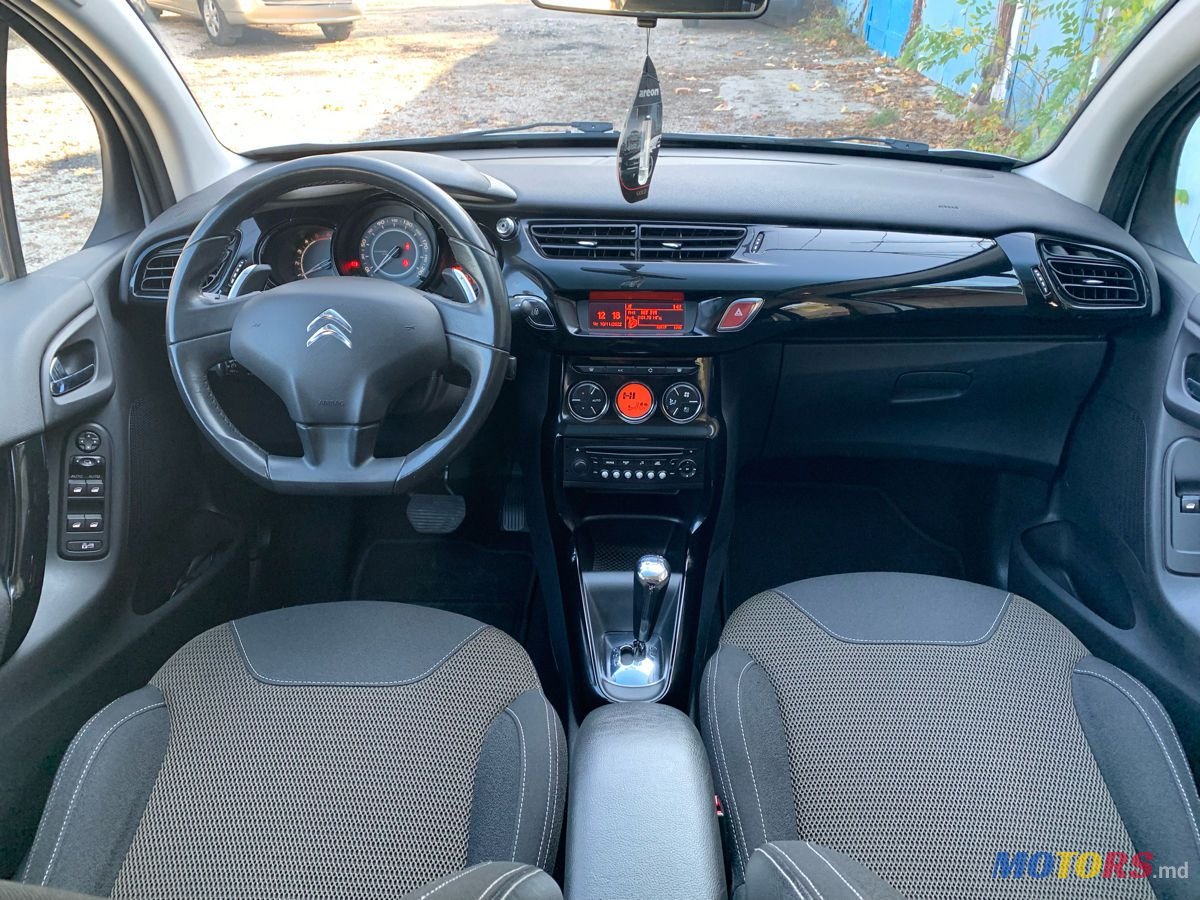 2012' Citroen C3 photo #6