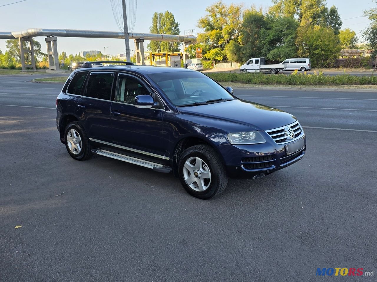 2006' Volkswagen Touareg photo #3