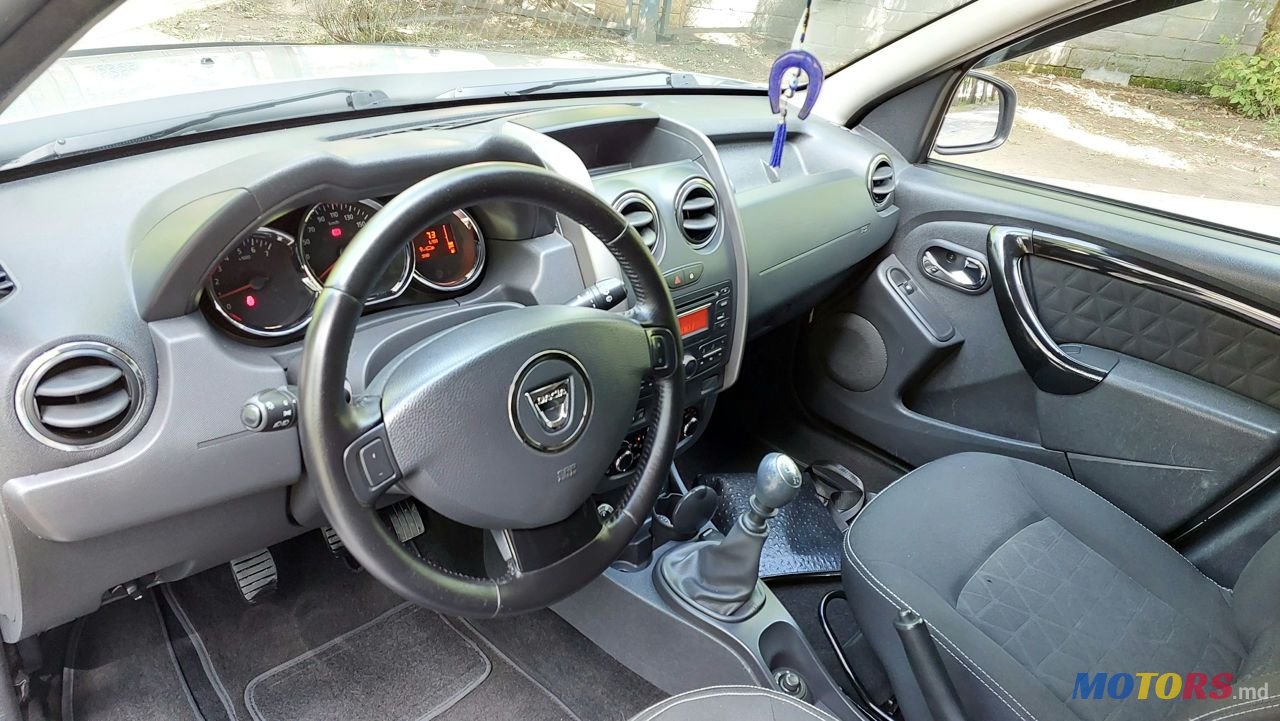 2015' Dacia Duster photo #3
