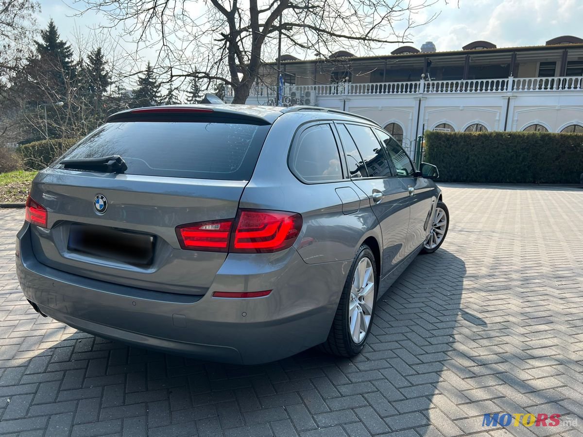 2013' BMW 5 Series photo #3