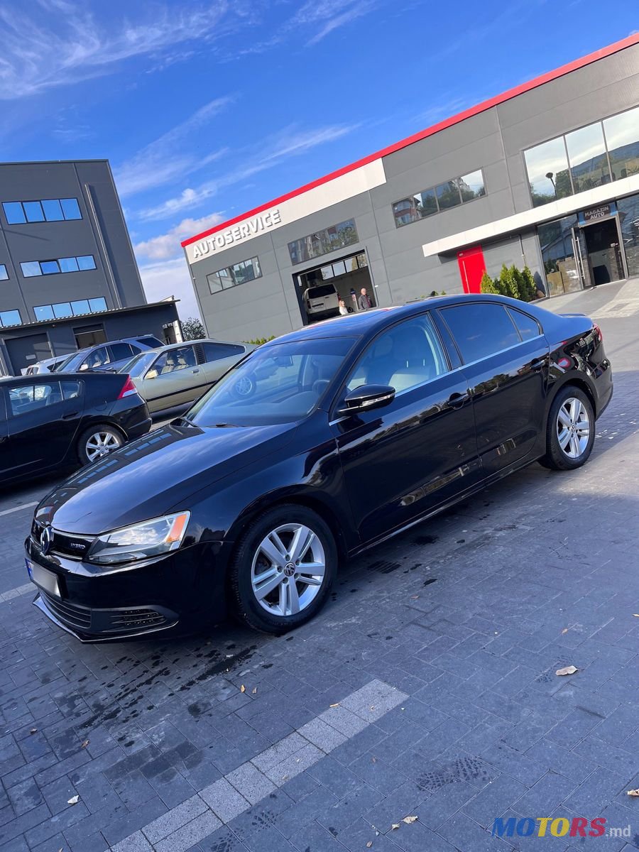 2014' Volkswagen Jetta photo #3