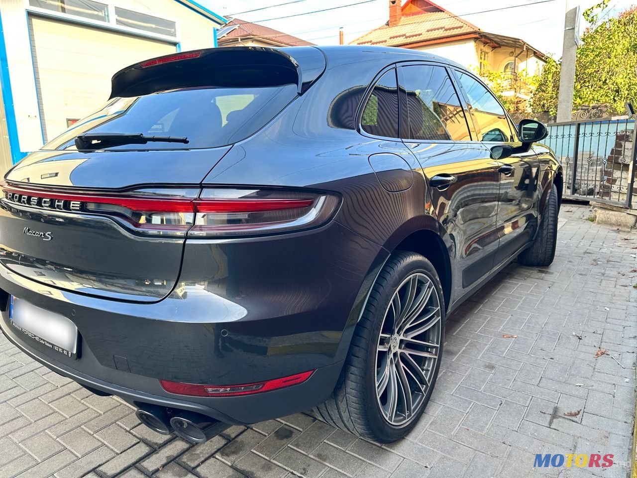 2020' Porsche Macan photo #4