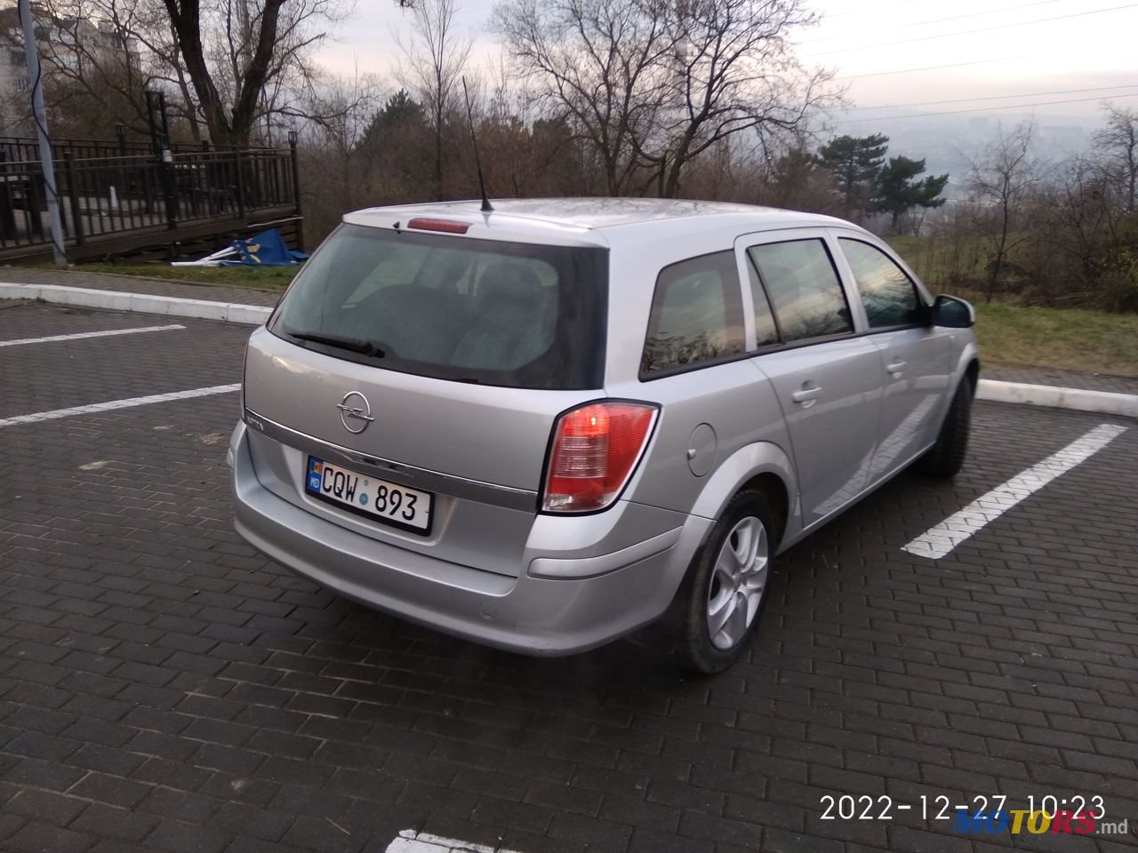 2012' Opel Astra photo #4