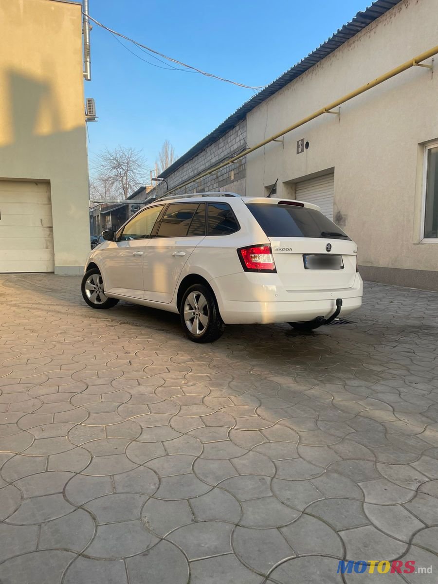 2015' Skoda Fabia photo #5