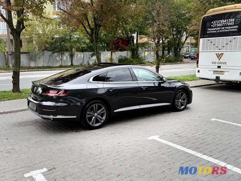 2018' Volkswagen Arteon photo #5