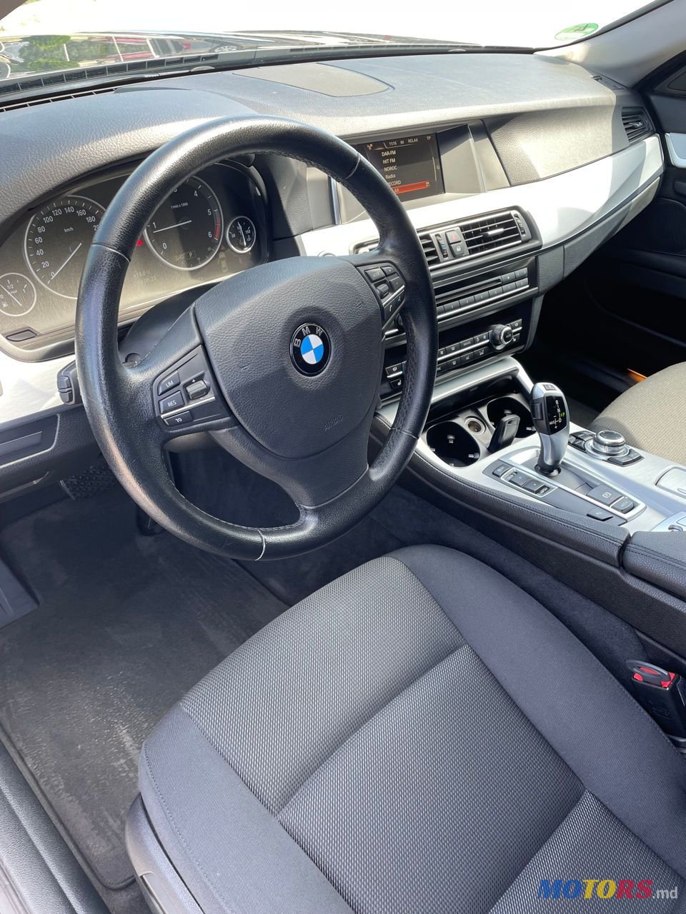 2016' BMW 5 Series photo #6