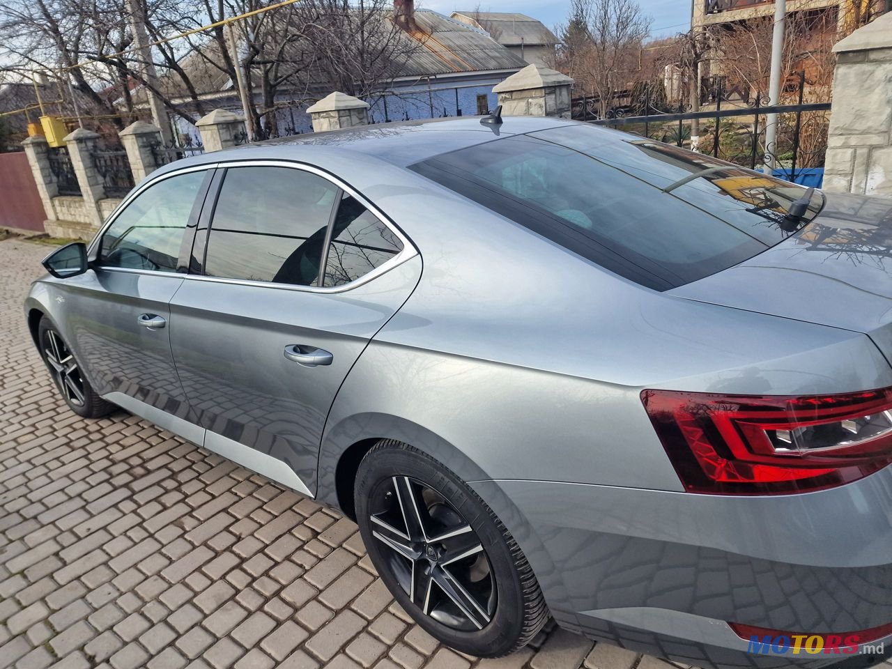 2016' Skoda Superb photo #5