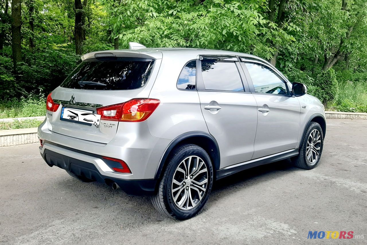 2019' Mitsubishi ASX photo #4