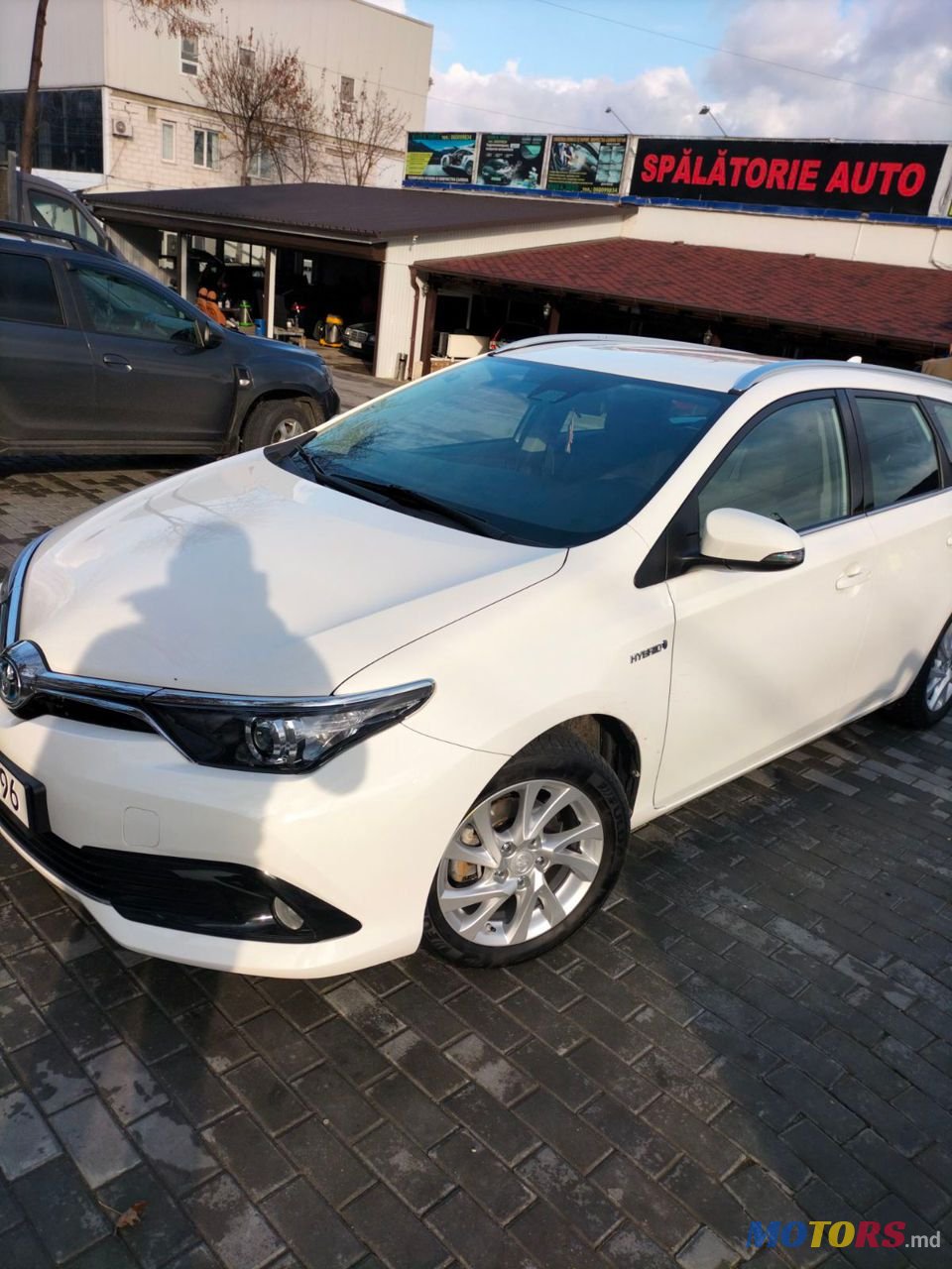 2017' Toyota Auris photo #3