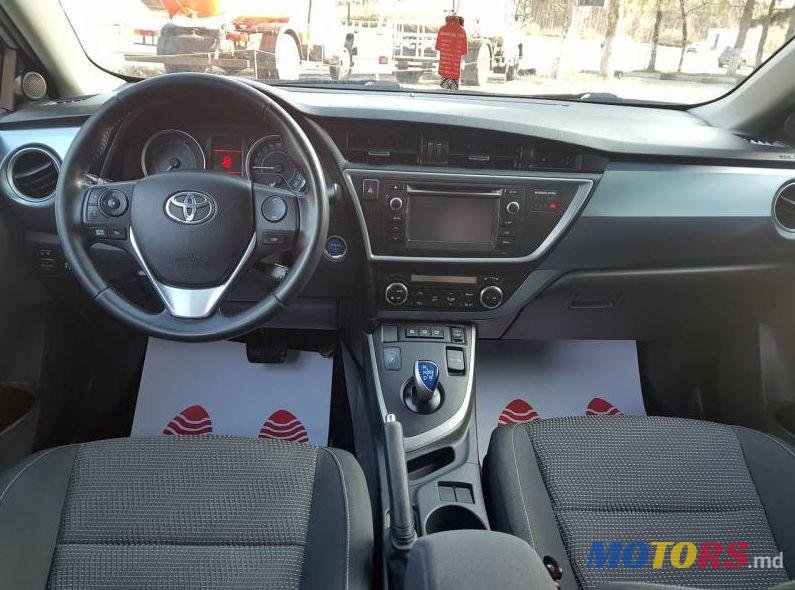 2014' Toyota Auris photo #1