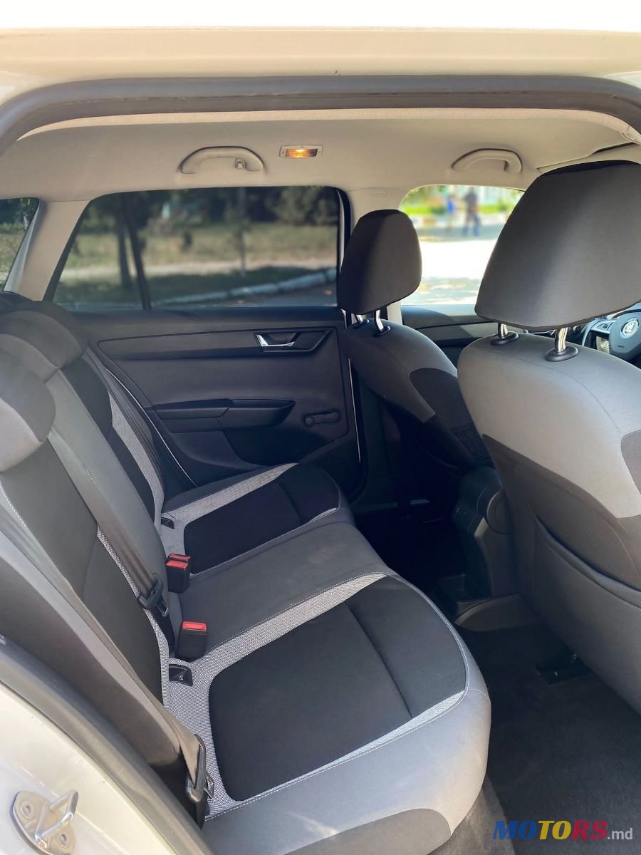 2016' Skoda Fabia photo #6