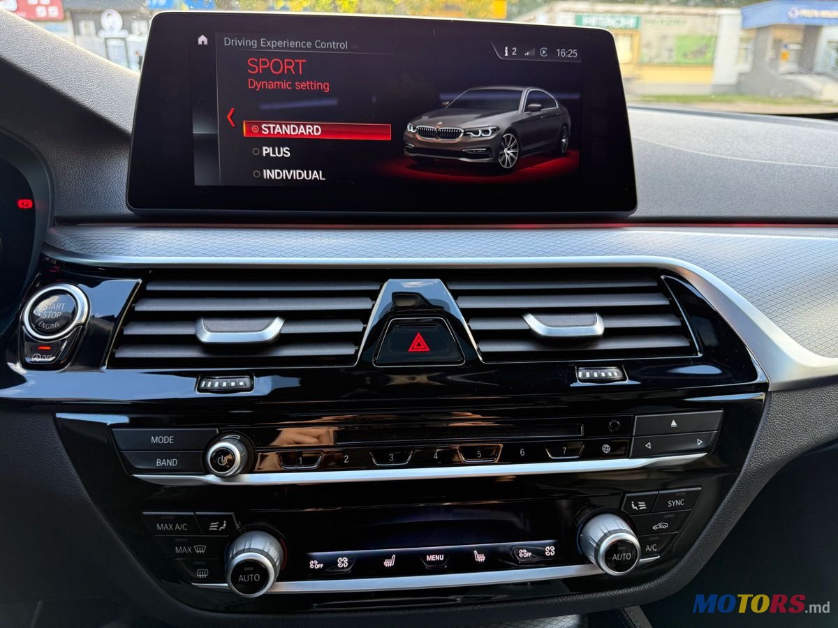 2017' BMW 5 Series photo #4