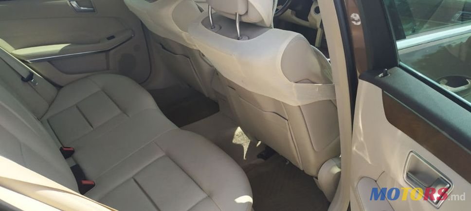 2013' Mercedes-Benz E-Class photo #5