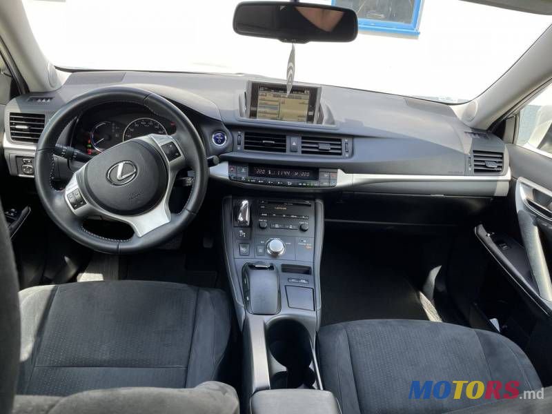 2012' Lexus CT photo #6