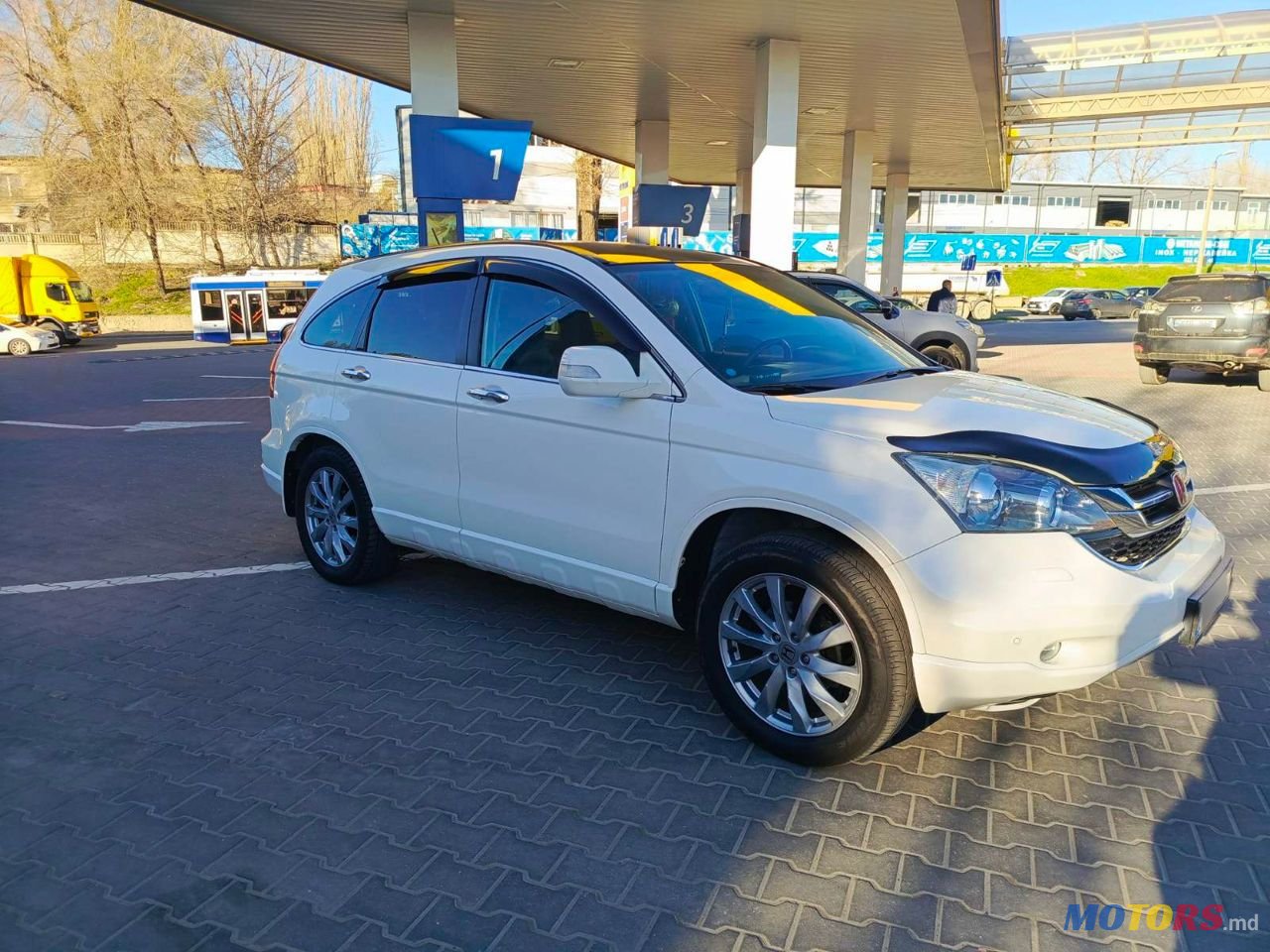 2010' Honda CR-V photo #3