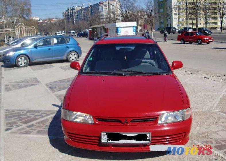 1995' Mitsubishi Lancer photo #1