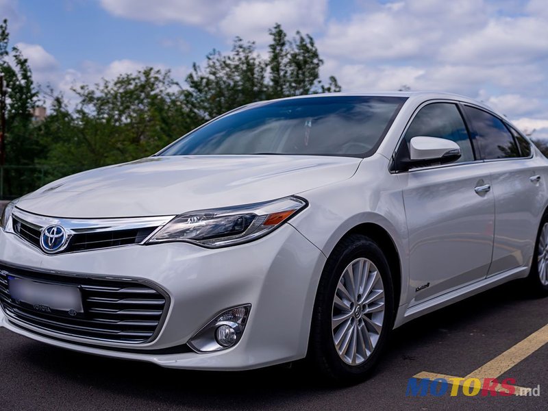 2014' Toyota Avalon photo #2