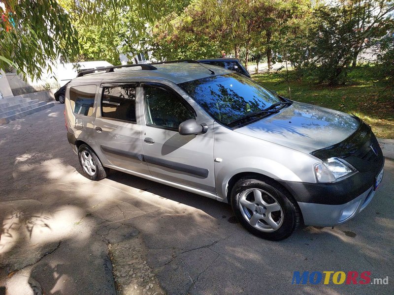 2007' Dacia Logan Mcv photo #4