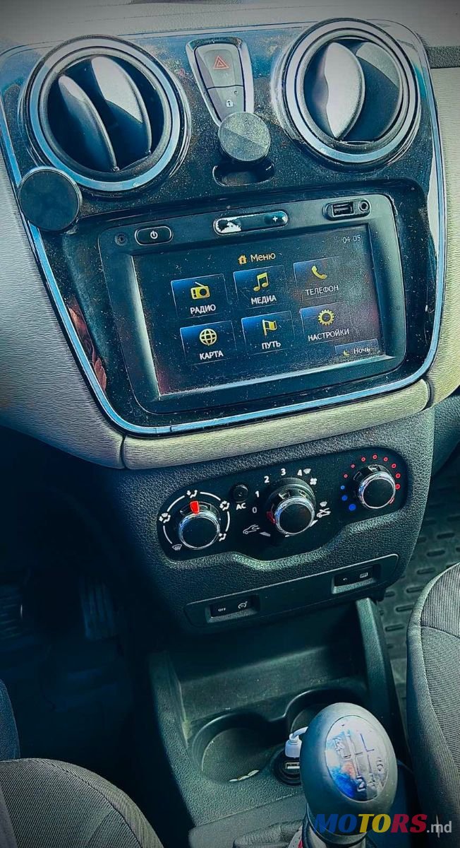 2012' Dacia Lodgy photo #5