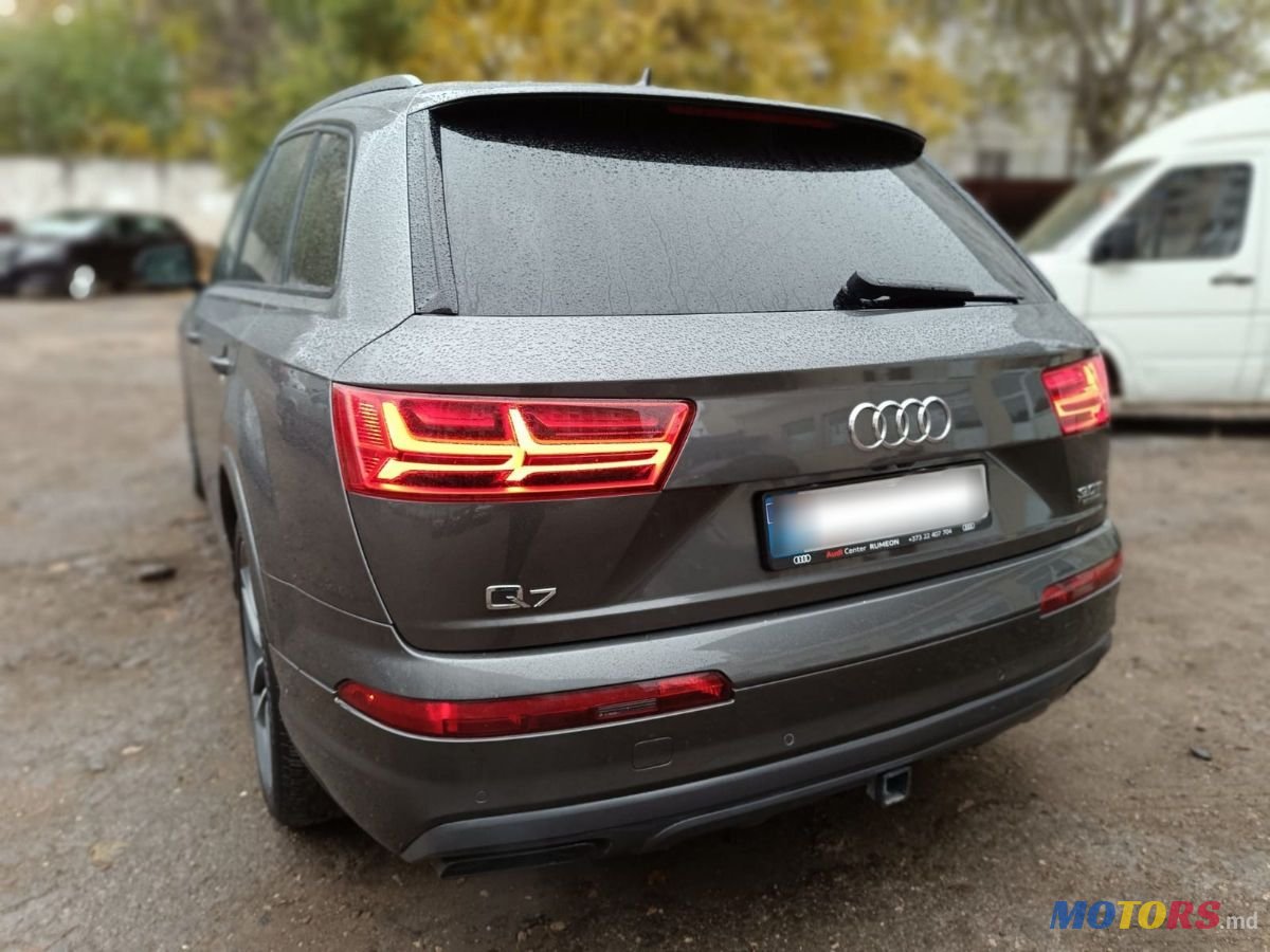 2018' Audi Q7 photo #2