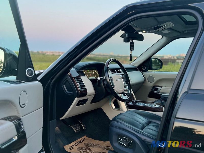 2014' Land Rover Range Rover photo #5
